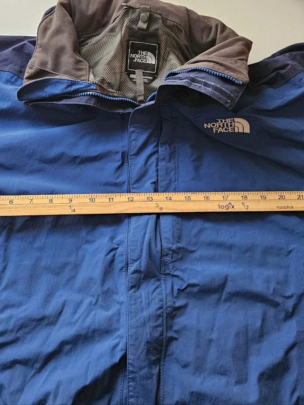 The North Face Two-Tone Windbreaker Jacket Mens XL Packable Hood Outdoor